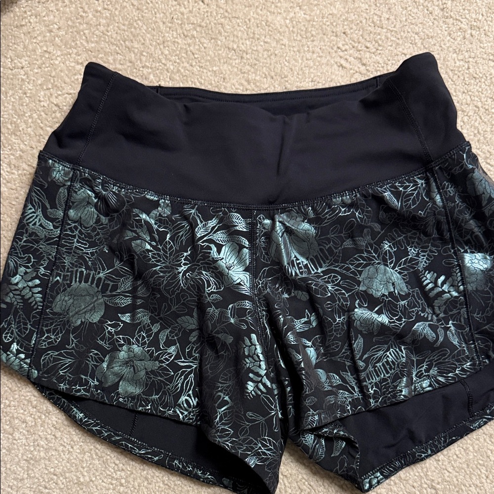 Lululemon speed up mid rise lined shorts